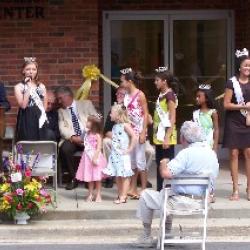 The Festival queens introduce themselves.